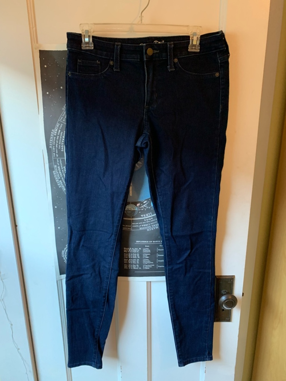 Universal Thread Dark Blue Skinny Jeans, 6L